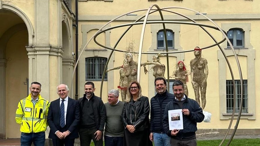 La scultura dell’artista Alessandro Galanti. dedicata a Ilenia e a tutte le donne uccise La scultura dell’artista Alessandro Galanti. dedicata a Ilenia e a tutte le donne uccise