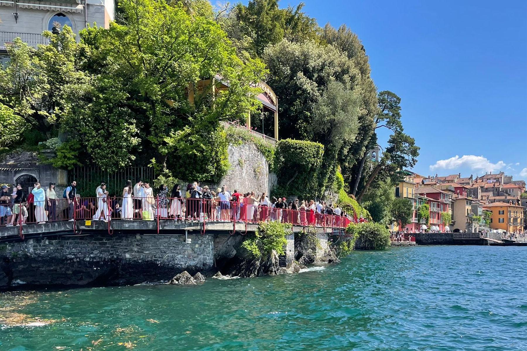 Varenna e la tassa di sbarco contro l’iperturismo: nel mirino i visitatori di giornata