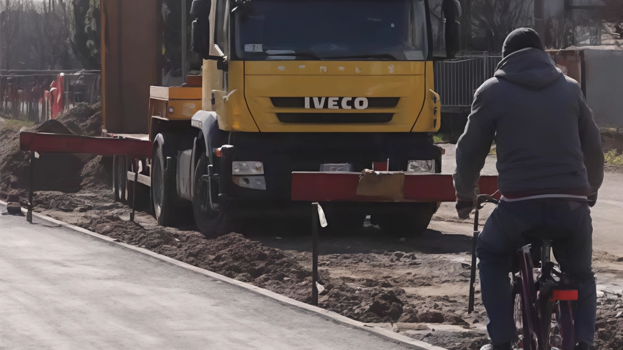 La pista ciclabile permetterà di collegare tre stazioni ferroviarie con un percorso in totale sicurezza La pista ciclabile permetterà di collegare tre stazioni ferroviarie con un percorso in totale sicurezza
