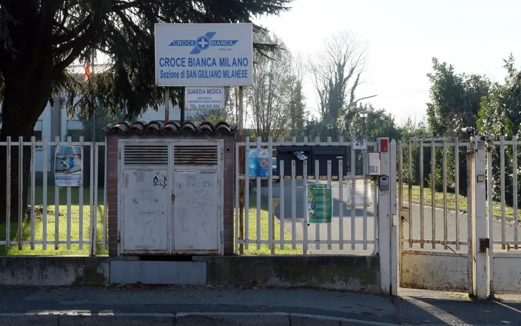 Condannato il medico violentatore seriale di Milano, gli abusi sessuali su 9 pazienti: chi è, dove visitava
