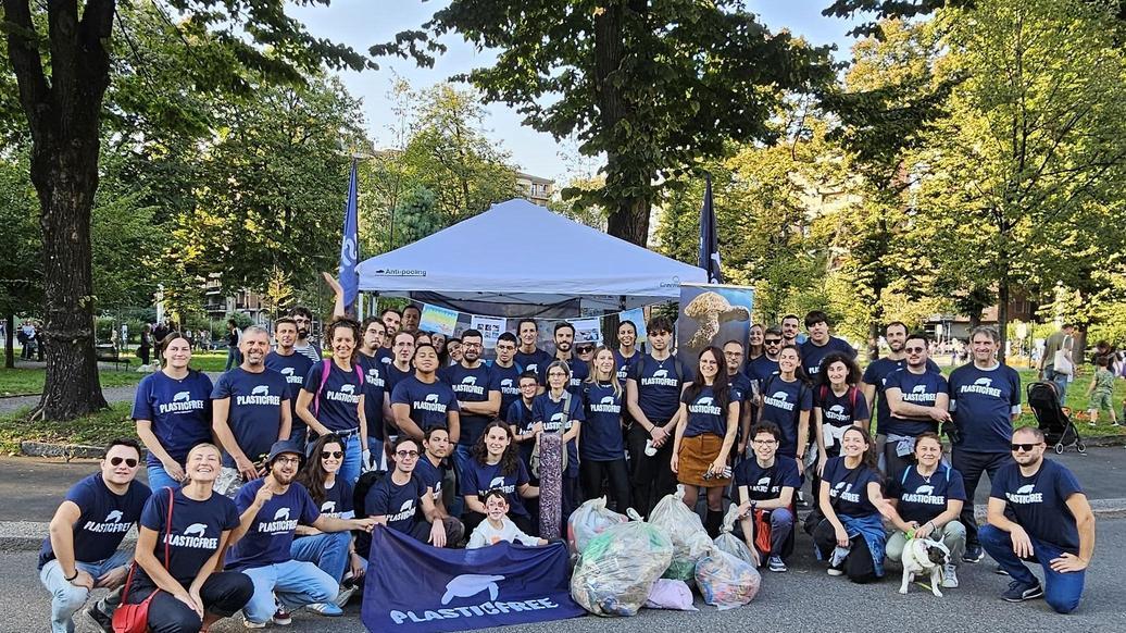 Liberiamo la città dalla plastica Liberiamo la città dalla plastica