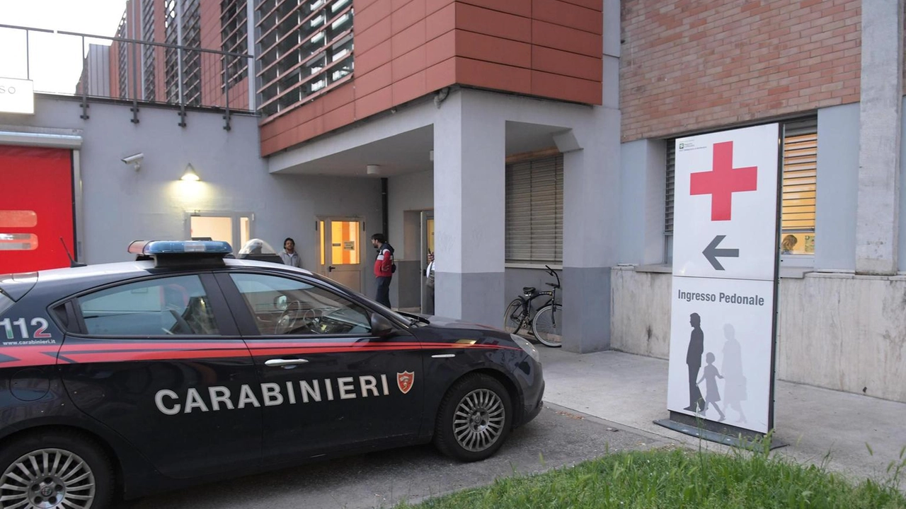 Tragedia ad Angera: un anziano spara alla moglie ricoverata in ospedale e si toglie la vita. Indagini in corso. Tragedia ad Angera: un anziano spara alla moglie ricoverata in ospedale e si toglie la vita. Indagini in corso.