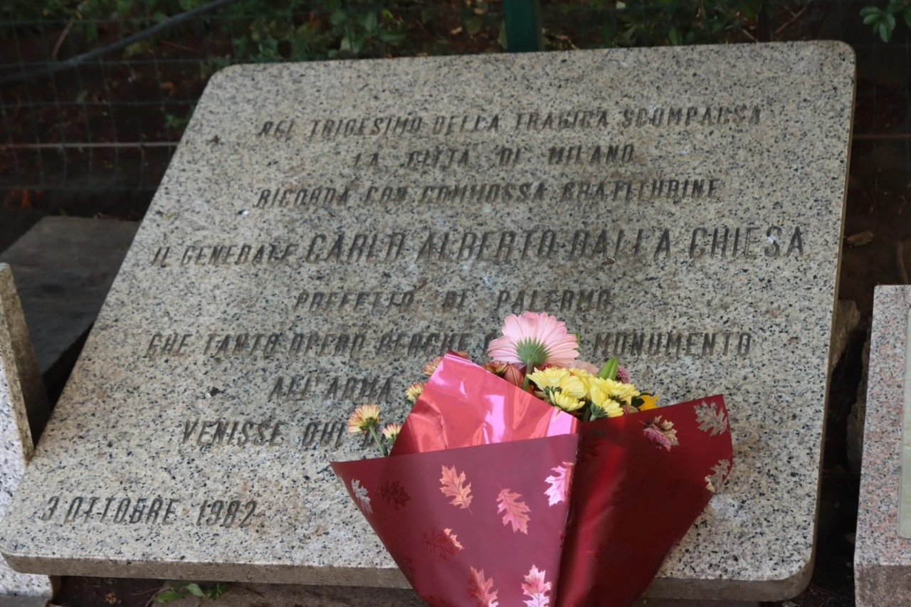 La lapide che ricorda la strage del 3 settembre 1982