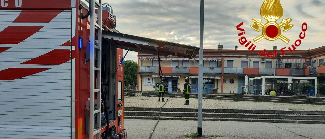 Sordio, tentano il colpo bancomat ma la carica non esplode: i ladri fuggono a mani vuote