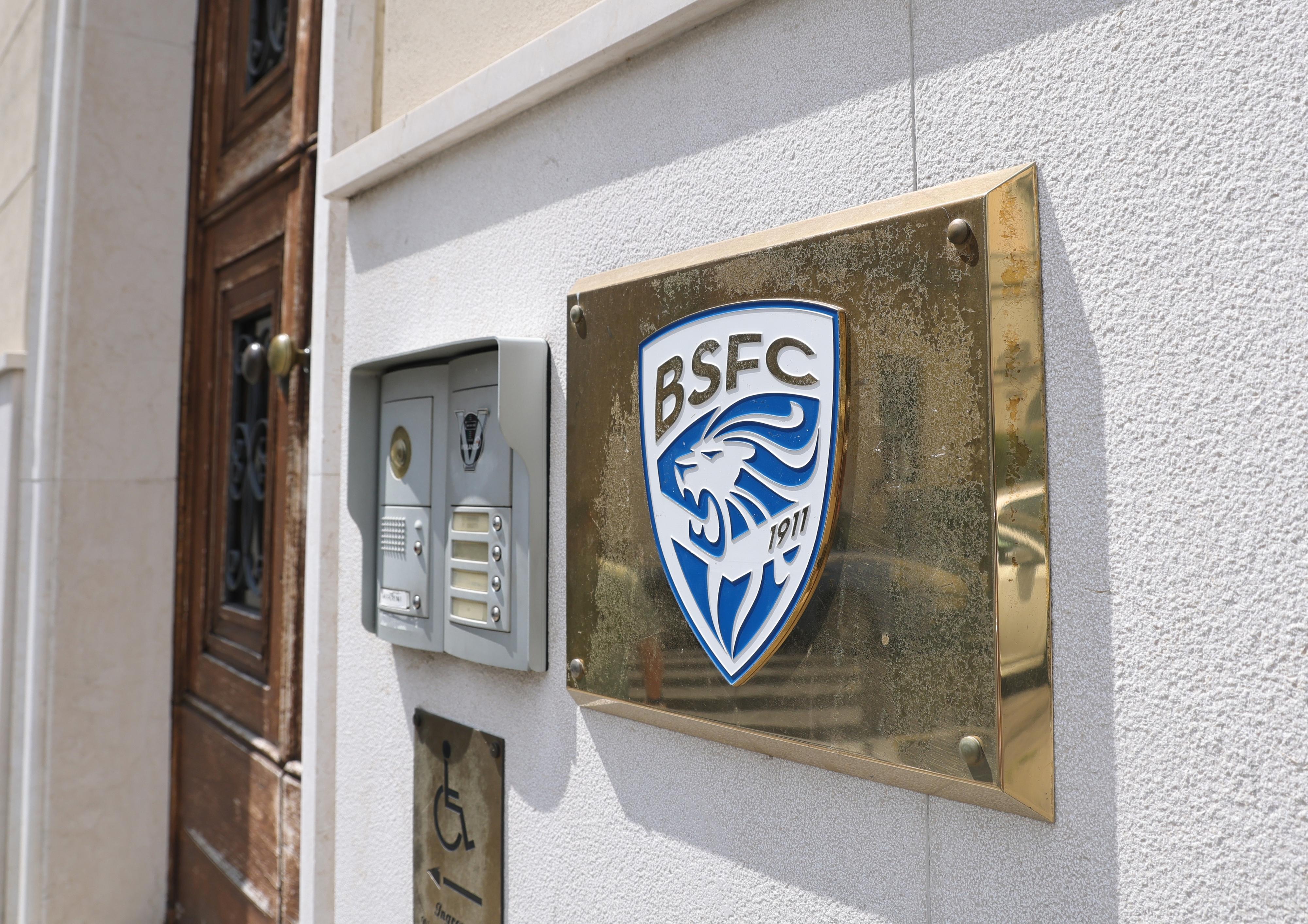 Crediti fiscali inesistenti, perquisizioni della Finanza nella sede del Brescia Calcio