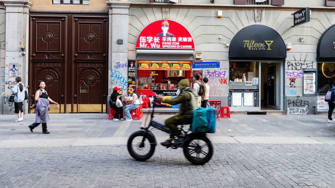 Via Paolo Sarpi Via Paolo Sarpi