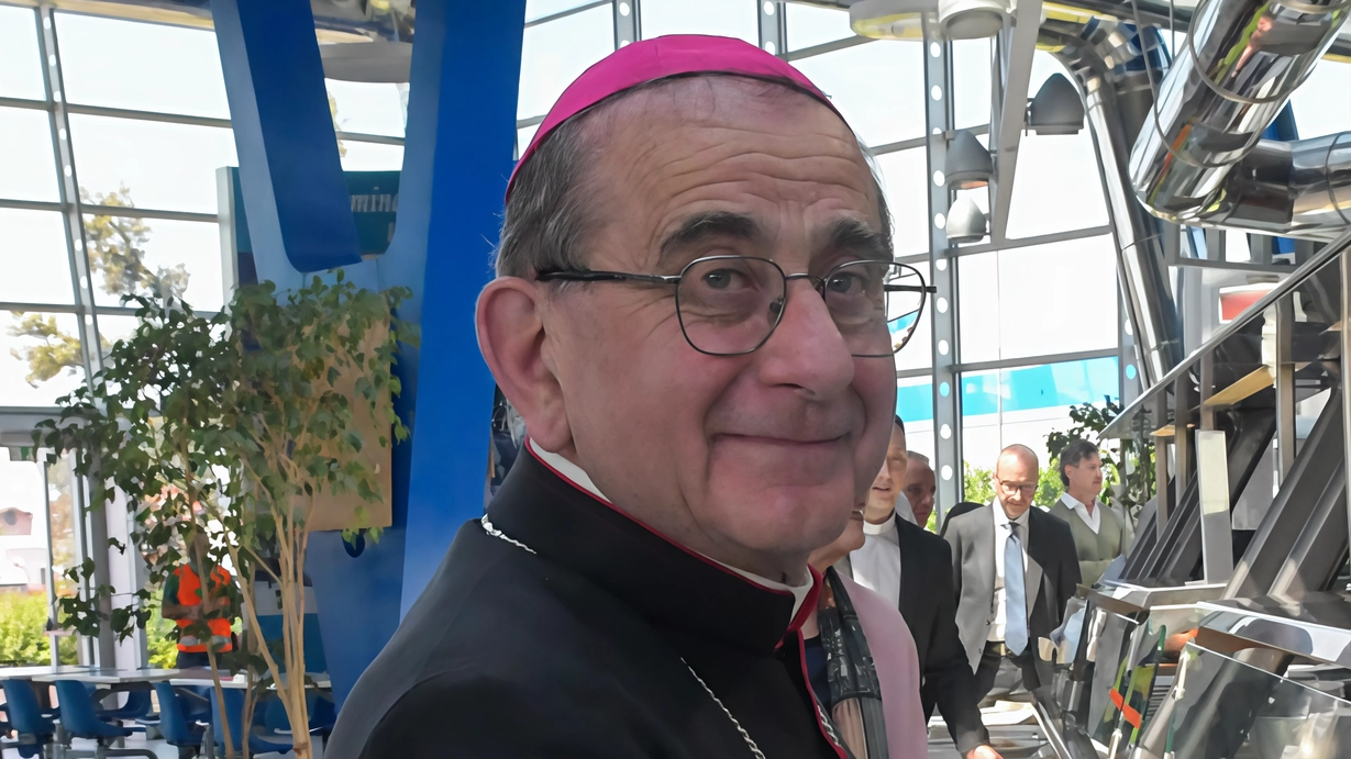 L’arcivescovo di Milano Mario Delpini ha preparato un testo dal titolo “La pace sia con voi” rivolto a tutti i fedeli ambrosiani L’arcivescovo di Milano Mario Delpini ha preparato un testo dal titolo “La pace sia con voi” rivolto a tutti i fedeli ambrosiani