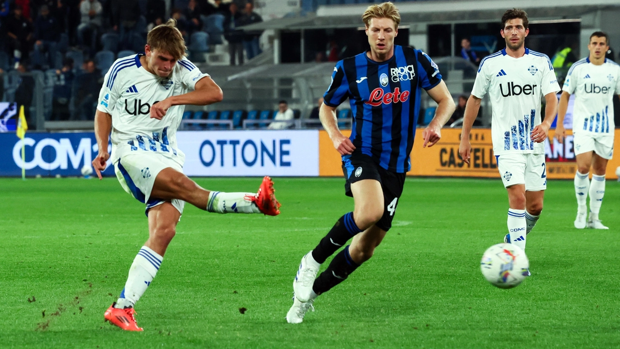 Il tiro di Nico Paz da cui scaturirà l'autorete di Kolasinac