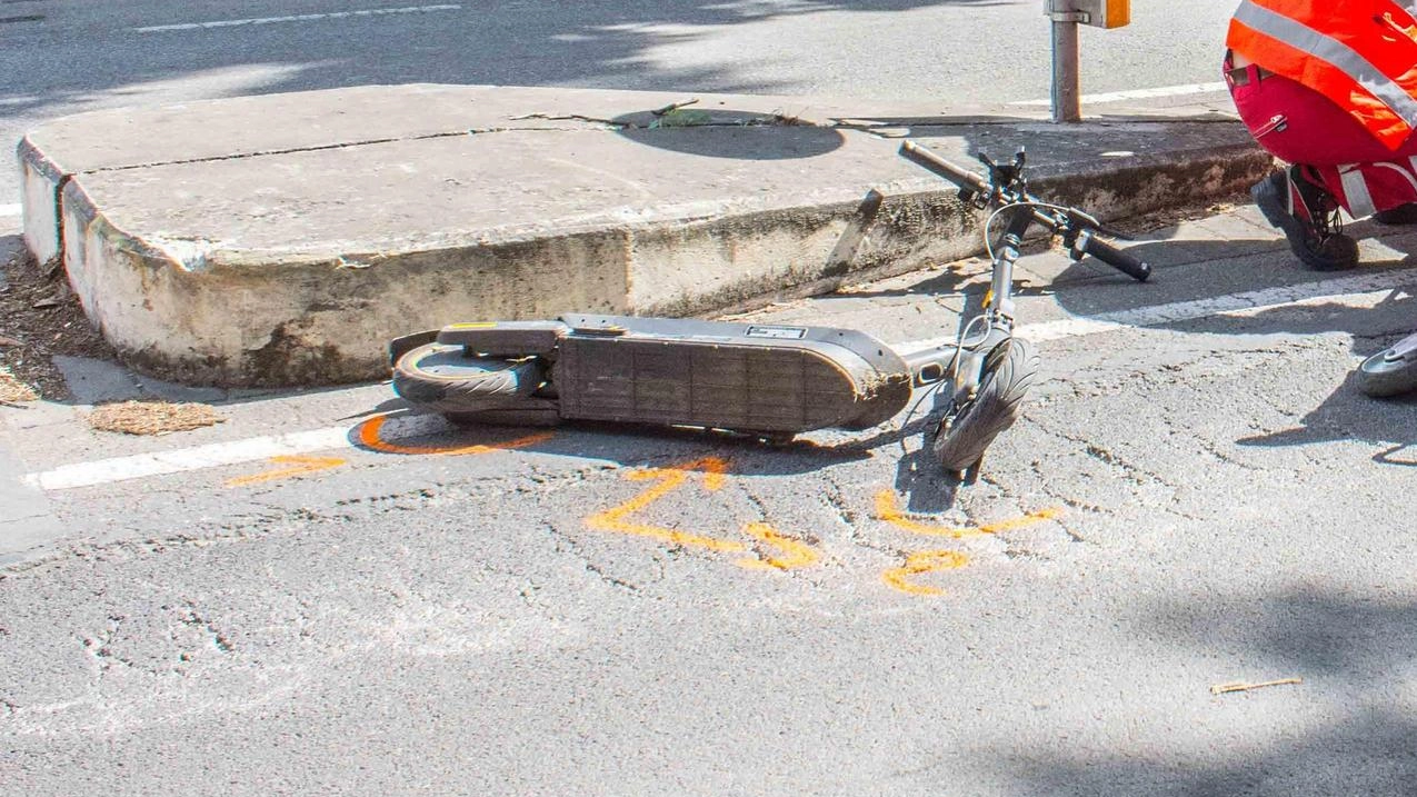 Un ragazzino di 14 anni è rimasto ferito in seguito a un incidente stradale avvenuto ieri mattina nella frazione... Un ragazzino di 14 anni è rimasto ferito in seguito a un incidente stradale avvenuto ieri mattina nella frazione...