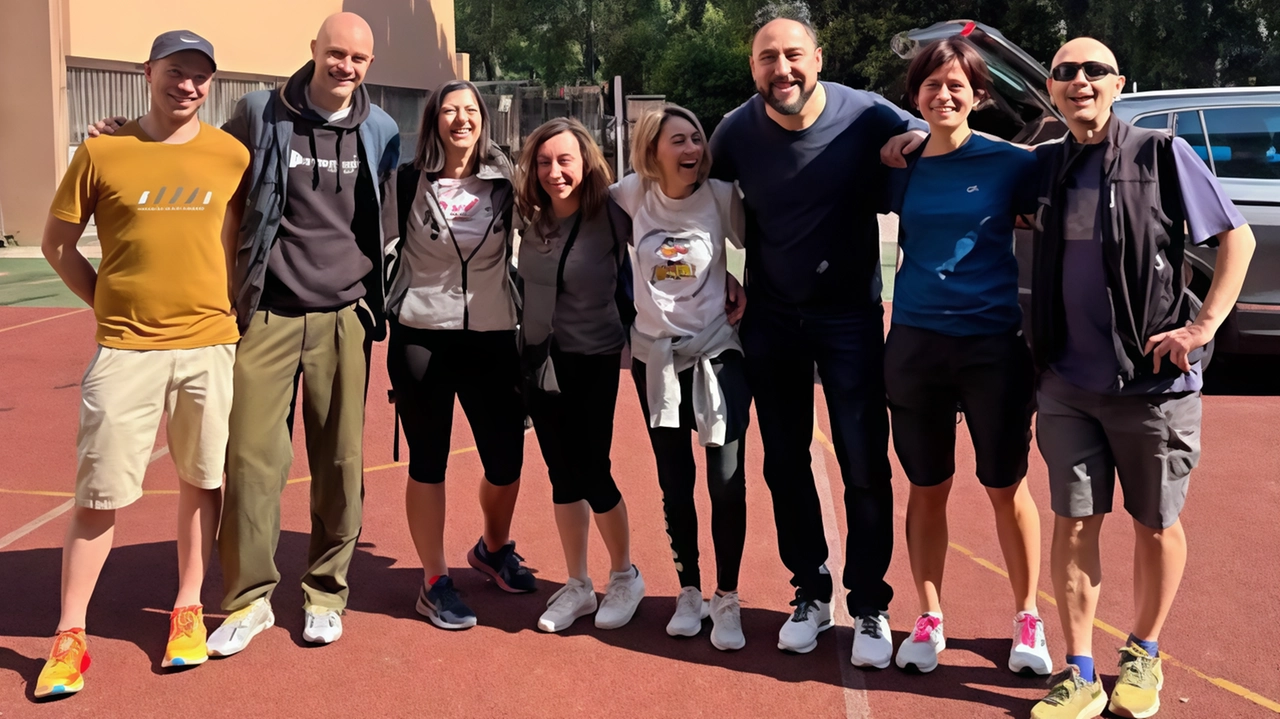 L’associazione genitori della scuola primaria Bacone a Città Studi. La seconda da destra è la presidente Anna Conti L’associazione genitori della scuola primaria Bacone a Città Studi. La seconda da destra è la presidente Anna Conti