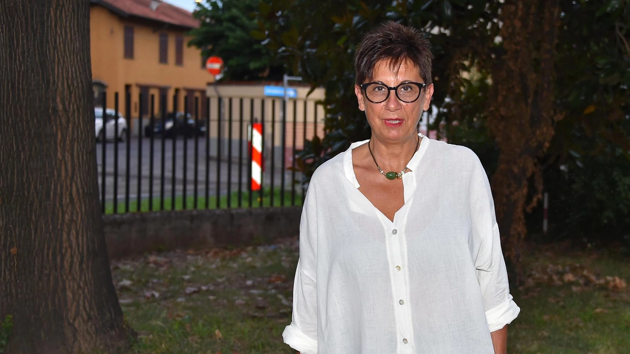 Daniela Colombo è il sindaco di Nerviano. «La collaborazione tra istituzioni associazioni e abitanti determinante per riportare decoro» Daniela Colombo è il sindaco di Nerviano. «La collaborazione tra istituzioni associazioni e abitanti determinante per riportare decoro»