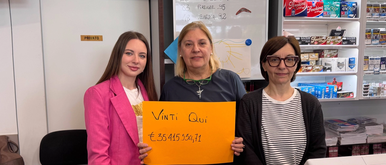 Chi è il pensionato che ha vinto 35 milioni al Superenalotto: “Non ho dormito per tre giorni. Ora voglio aiutare le famiglie in difficoltà”