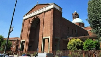 La chiesa di Sant'Apollinare La chiesa di Sant'Apollinare