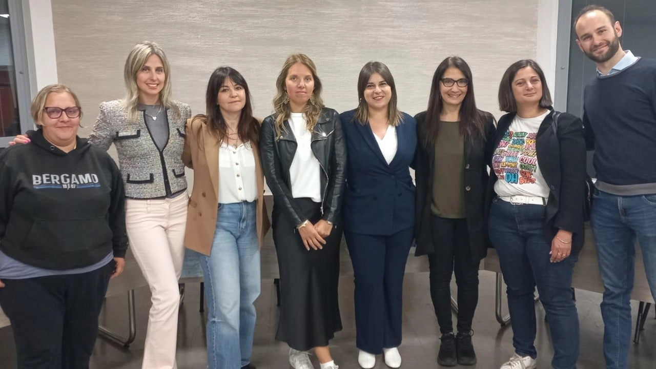 I commercianti di 8 Comuni sono pronti a rendere i loro negozi accoglienti per i bambini autistici. E grazie all’alleanza tra più associazioni l’iniziativa ora vuole estendersi alle disabilità cognitive. . I commercianti di 8 Comuni sono pronti a rendere i loro negozi accoglienti per i bambini autistici. E grazie all’alleanza tra più associazioni l’iniziativa ora vuole estendersi alle disabilità cognitive. .