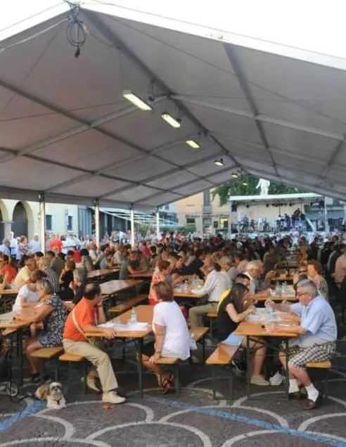 Tempo di tortelli. La “disfida” scalda agosto