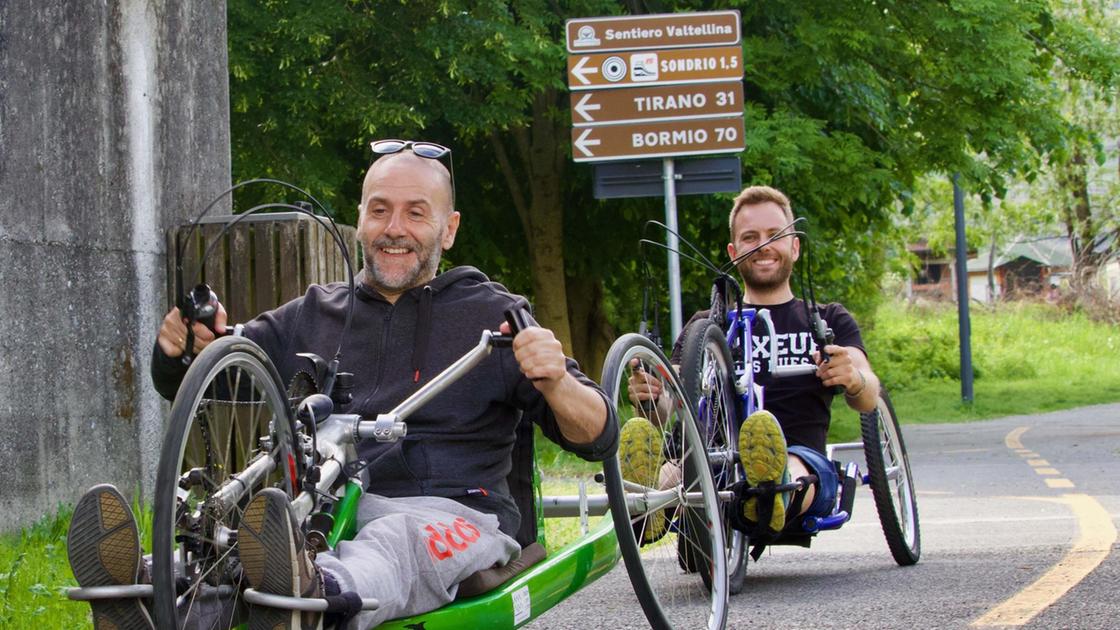 Handbike e rafting senza barriere Handbike e rafting senza barriere