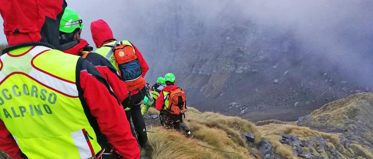 Colpito da un masso Valbondione: Fabio Pilenga precipita e muore davanti a moglie e figlie sul sentiero per il rifugio Curò