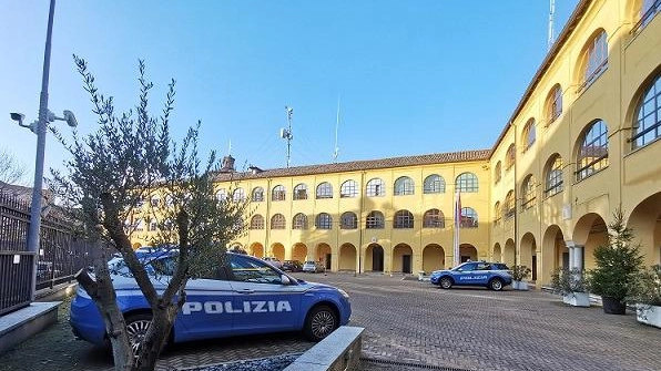 Sul furto in abitazione indaga la polizia Sul furto in abitazione indaga la polizia
