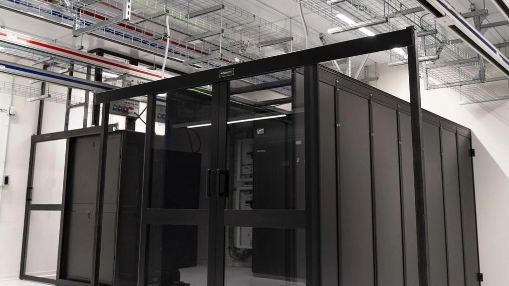 Partito da Siziano l'Evolution tour di Rai Way per presentare i nuovi data center edge e la rete in fibra ottica, promuovendo la digitalizzazione del Paese. Partito da Siziano l'Evolution tour di Rai Way per presentare i nuovi data center edge e la rete in fibra ottica, promuovendo la digitalizzazione del Paese.