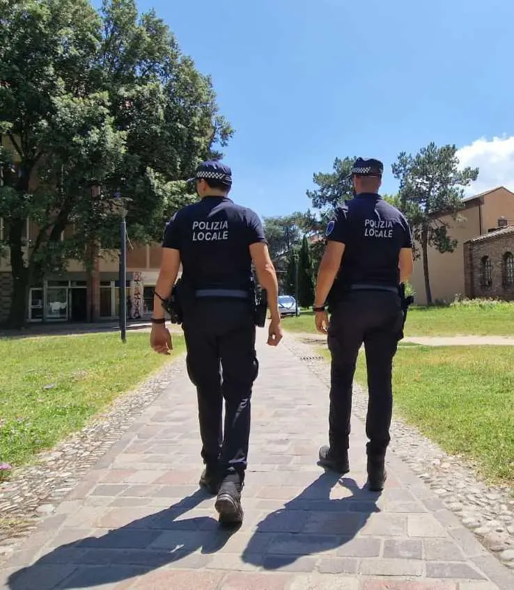 Droga nella scatola del cambio, arrestati due marocchini: “Scusateci, ci spiace''