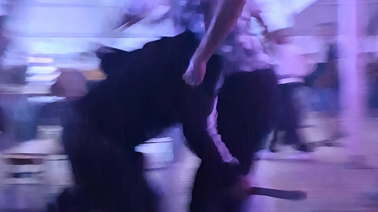 La Festa dell’Unità di Lodi non finisce di creare polemiche. Dopo il video che mostrava un ragazzo col machete preso... La Festa dell’Unità di Lodi non finisce di creare polemiche. Dopo il video che mostrava un ragazzo col machete preso...