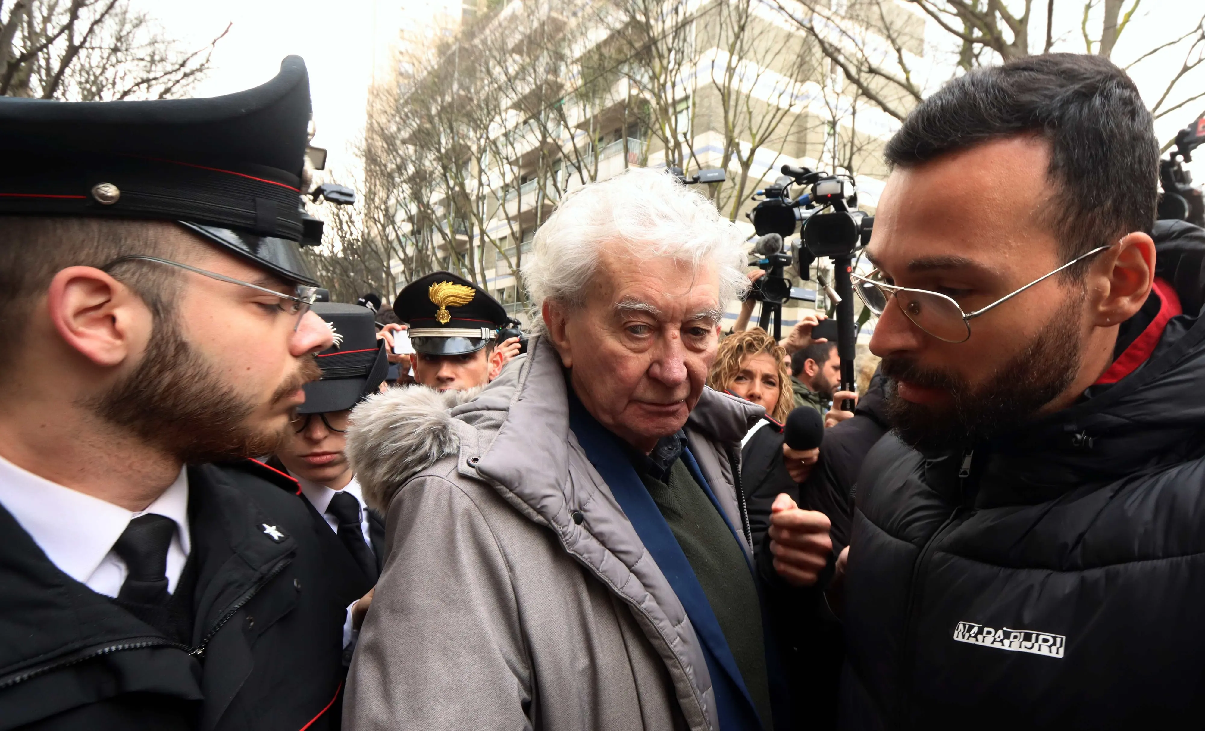 La caccia al Dna per incastrare Sempio e l’incubo fruttolo: “Inquirenti sleali, possono fare di tutto. Ma nel 2017 nessuno si oppose all’archiviazione”