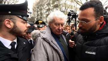 La caccia al Dna per incastrare Sempio e l’incubo fruttolo: “Inquirenti sleali, possono fare di tutto. Ma nel 2017 nessuno si oppose all’archiviazione”