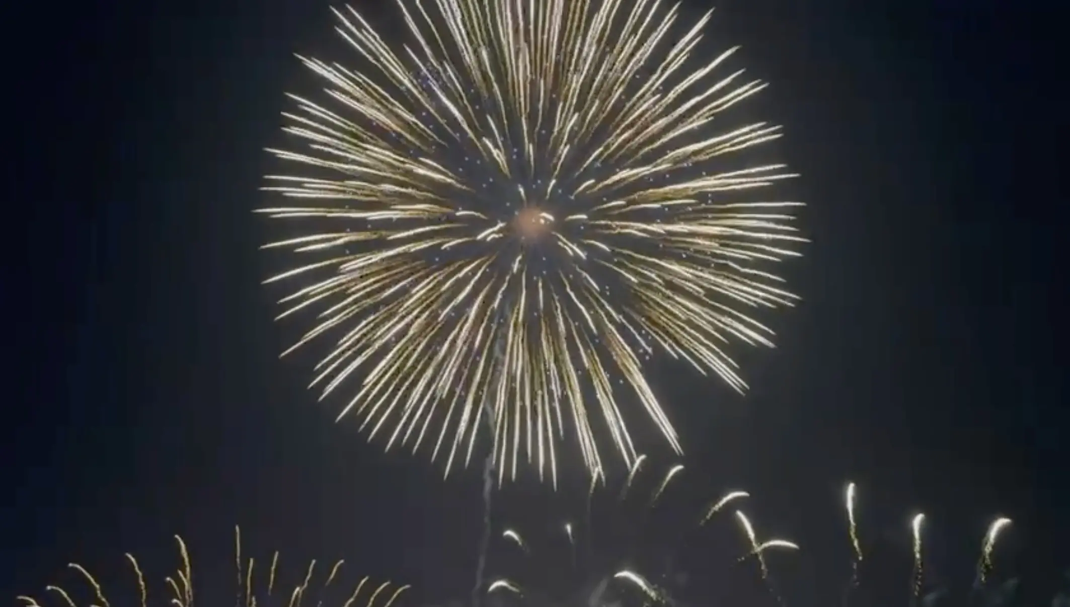 Ferragosto 2025, fuochi d Ferragosto 2025, fuochi d
