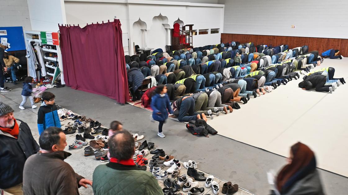 Cantù, il Comune perde la battaglia legale contro il centro islamico: amministrazione costretta a pagare le spese Cantù, il Comune perde la battaglia legale contro il centro islamico: amministrazione costretta a pagare le spese