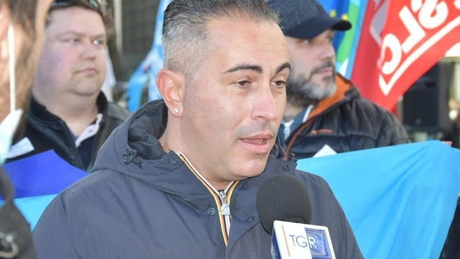 La Corte d'Appello di Milano conferma l'illegalità dell'assorbimento del superminimo da parte di Telecom Italia, a favore dei lavoratori. La Corte d'Appello di Milano conferma l'illegalità dell'assorbimento del superminimo da parte di Telecom Italia, a favore dei lavoratori.