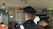 Immediato l’intervento dei militari che hanno presto dato un volto al bandito “mascherato” poi denunciato Immediato l’intervento dei militari che hanno presto dato un volto al bandito “mascherato” poi denunciato