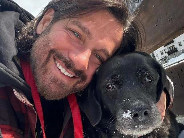 Edoardo Stoppa e il suo cane Duda (Foto Instagram)