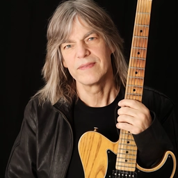 Il chitarrista Mike Stern stella del “Villa del Grumello Jazz Festival”