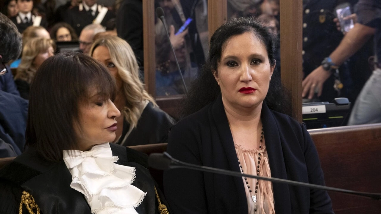 L'avvocata Alessia Pontenani e Alessia Pifferi