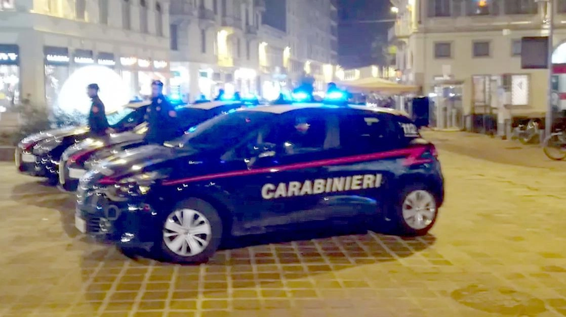Bar, ristoranti, parrucchieri, negozi: 15 attività sono state costrette a chiudere temporaneamente. Vasto dispiegamento di forze dell’ordine: impiegati 70 ispettori. Multe per 80mila euro.