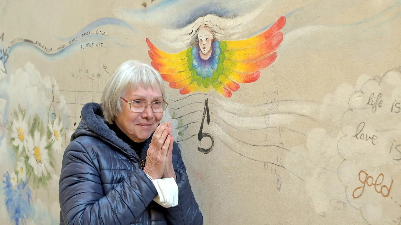 "Non uso i social per vendere, ma solo per postare foto dei miei manufatti artistici e informare gli amici sulle... "Non uso i social per vendere, ma solo per postare foto dei miei manufatti artistici e informare gli amici sulle...