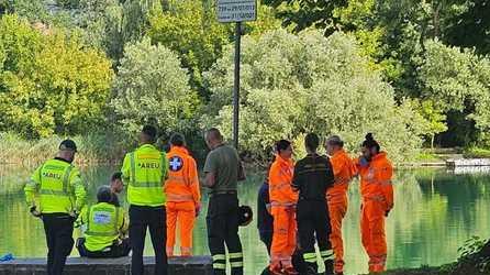 Cade nel fiume Adda. Trovato in darsena a Brivio il corpo di un sessantenne Cade nel fiume Adda. Trovato in darsena a Brivio il corpo di un sessantenne