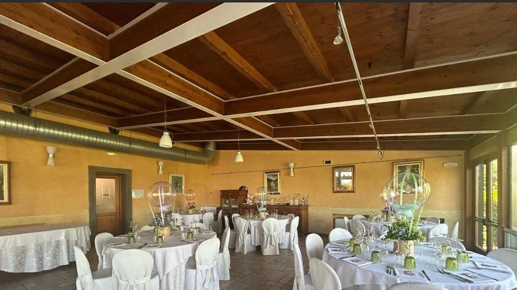 Sulle colline di San Colombano al Lambro due locali tutti da gustare: tra pasta fresca con ragù di scampi e gamberi e portentose grigliate. Sulle colline di San Colombano al Lambro due locali tutti da gustare: tra pasta fresca con ragù di scampi e gamberi e portentose grigliate.