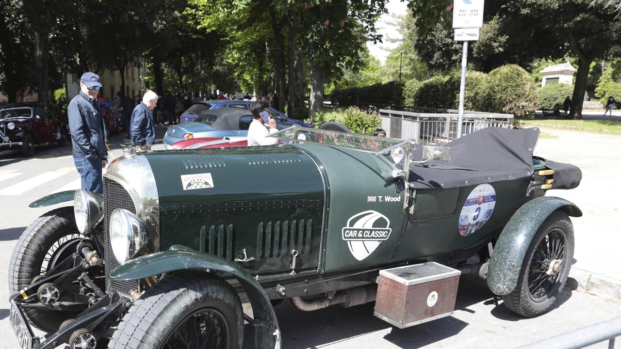 Il settore delle auto di valore storico e collezionistico esibisce numeri sempre più significativi Il settore delle auto di valore storico e collezionistico esibisce numeri sempre più significativi