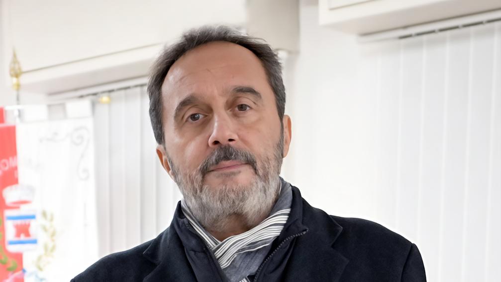 buccinasco un topo a scuola i genitori lanciano l allarme il comune problema risolto 