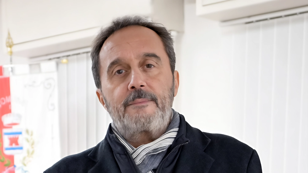 Il caso del roditore dentro la Robbiolo. L’amministrazione spiega come è intervenuta "Abbiamo atteso i tempi giusti e lunedì siamo riusciti a catturarlo e a sanificare l’aula". Il caso del roditore dentro la Robbiolo. L’amministrazione spiega come è intervenuta "Abbiamo atteso i tempi giusti e lunedì siamo riusciti a catturarlo e a sanificare l’aula".