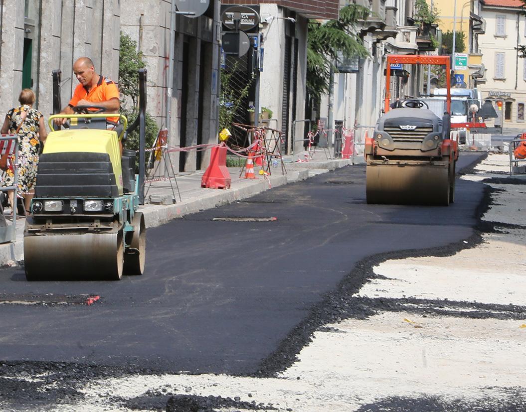 Bocciato il piano da 4 milioni. Lavori di restyling sotto accusa: "Le strade restano trappole"