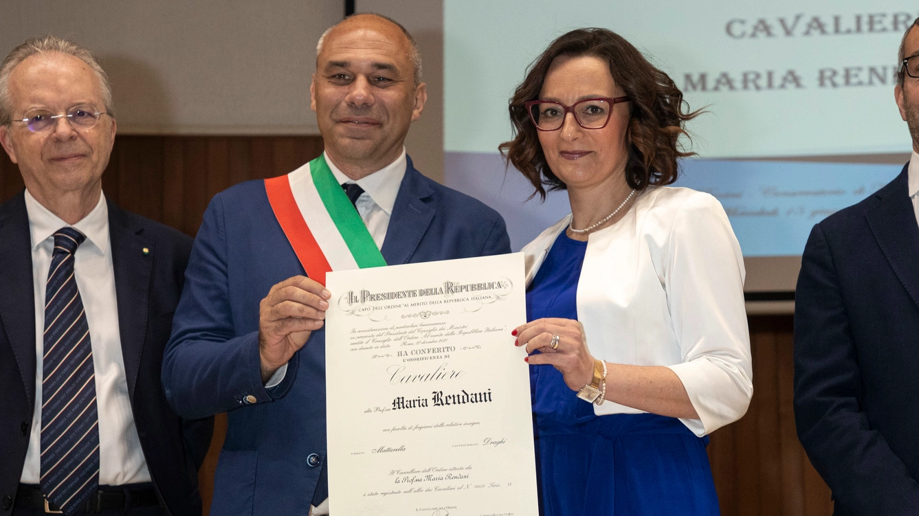 Cerimonia di Consegna delle Onorificenze dell'Ordine Al Merito della Repubblica Italiana a Maria Rendani
