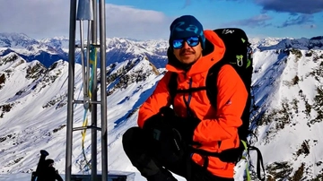 Bloccate le ricerche del corpo di Luca Sinigaglia, l’alpinista milanese morto sul Pobeda per salvare l’amica