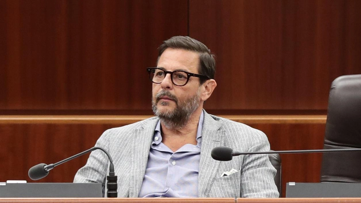 Marco Alparone vicepresidente della Giunta regionale con delega al Bilancio È approdato in Fratelli d’Italia da Forza Italia Marco Alparone vicepresidente della Giunta regionale con delega al Bilancio È approdato in Fratelli d’Italia da Forza Italia