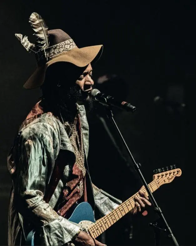 Radio Onda D’Urto. Il viaggio nel blues con Fantastic Negrito