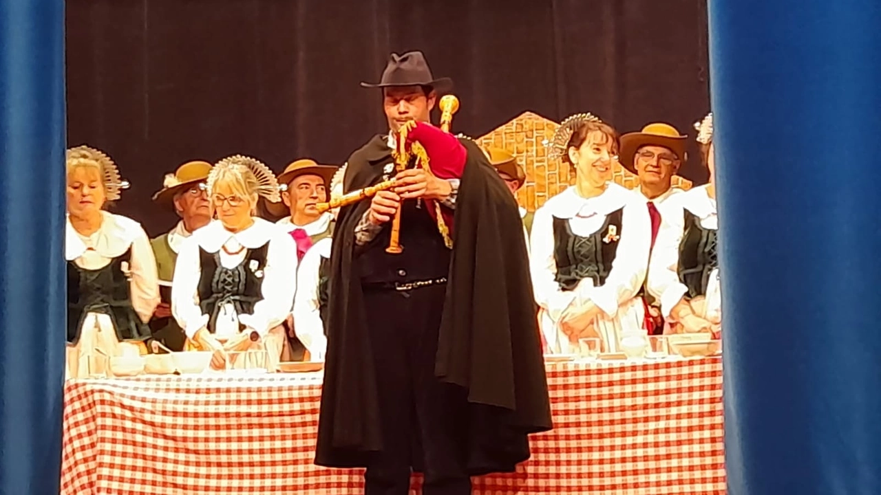 Un'immagine del gruppo folkloristico di Olgiate Molgora, La Campagnola (da Facebook) Un'immagine del gruppo folkloristico di Olgiate Molgora, La Campagnola (da Facebook)