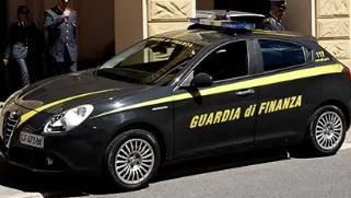 Fatture false, riciclaggio e manodopera illecita: 32 indagati tra Lecco, Bergamo e Milano. Sequestro di beni per 3 milioni di euro Fatture false, riciclaggio e manodopera illecita: 32 indagati tra Lecco, Bergamo e Milano. Sequestro di beni per 3 milioni di euro