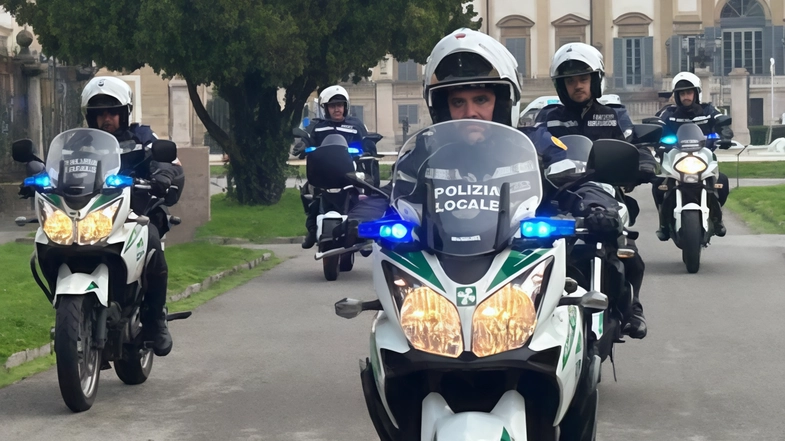 In azione a Monza gli agenti in motocicletta (Archivio) In azione a Monza gli agenti in motocicletta (Archivio)