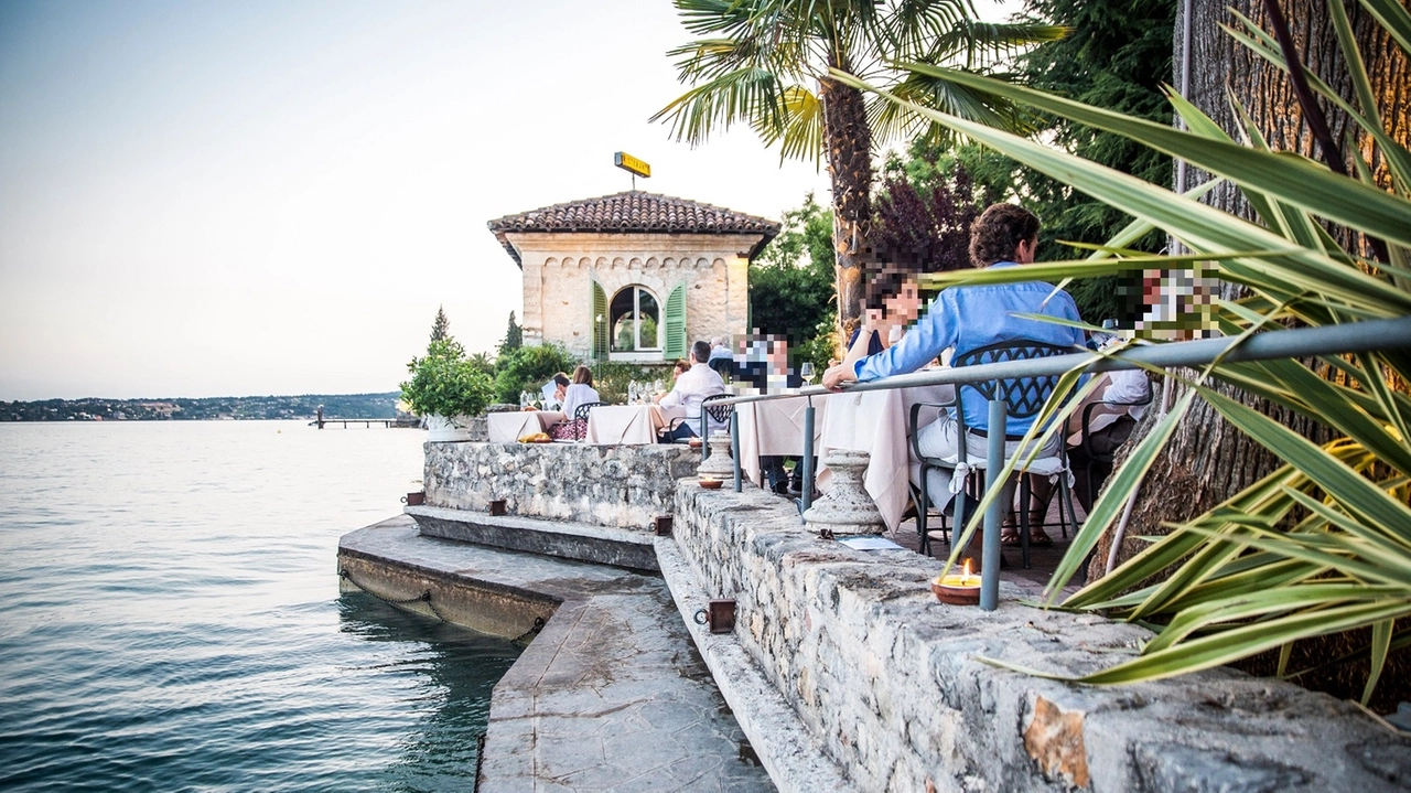 Lido 84 di Gardone Riviera (Brescia) Lido 84 di Gardone Riviera (Brescia)